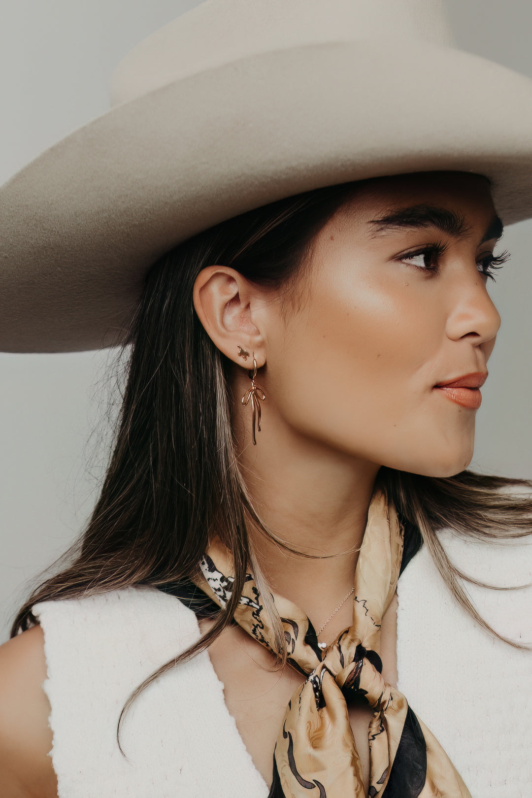 Horse Flat Back Stud