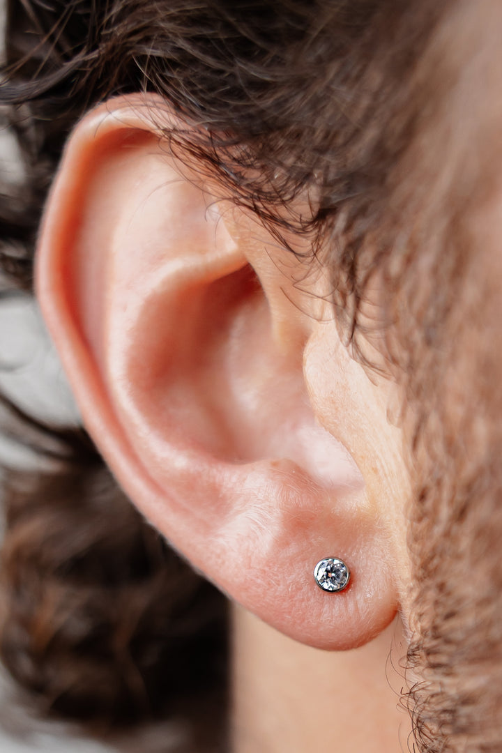 Clear Classic Stud