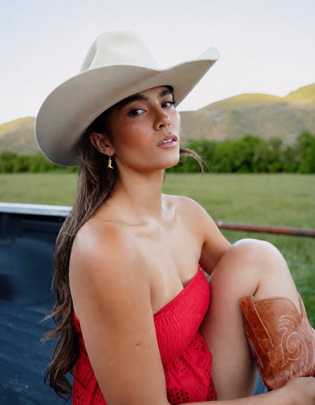 Boot Scootin’ Huggies