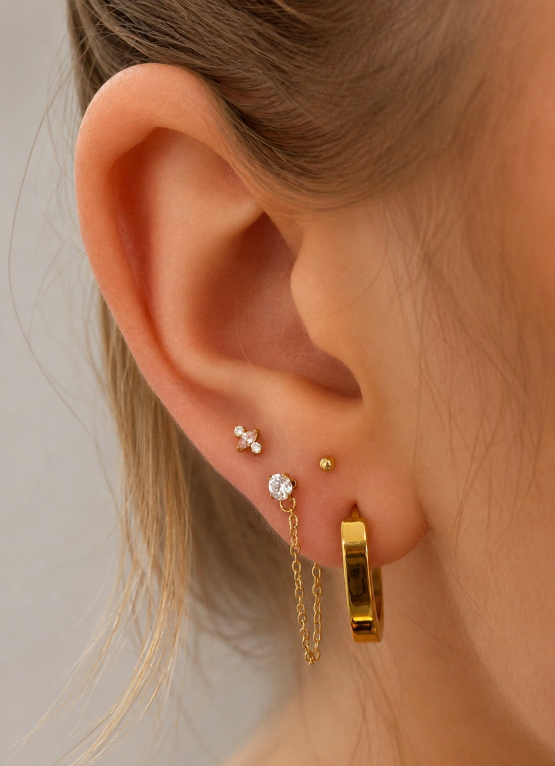 Sassy Chain Flat Back Stud