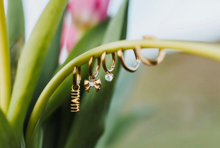 14k Diva Dangle Flat Back